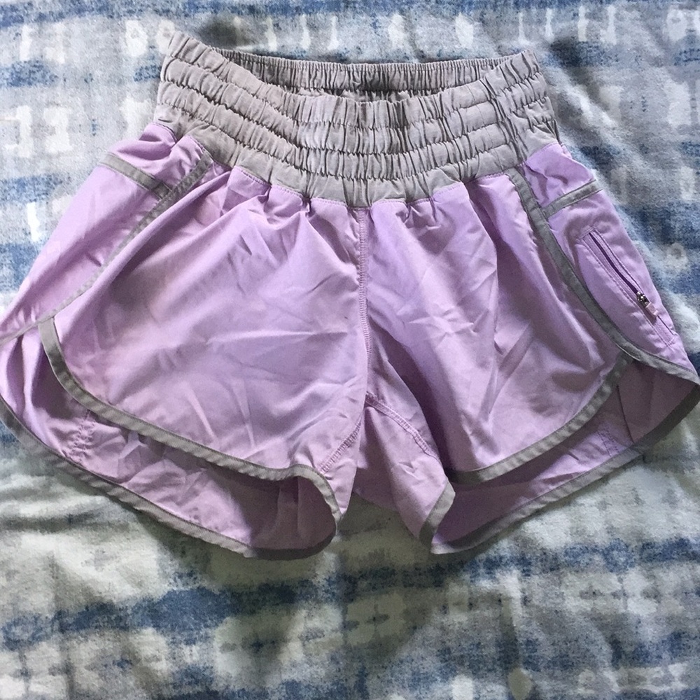 Lululemon size 6 shorts